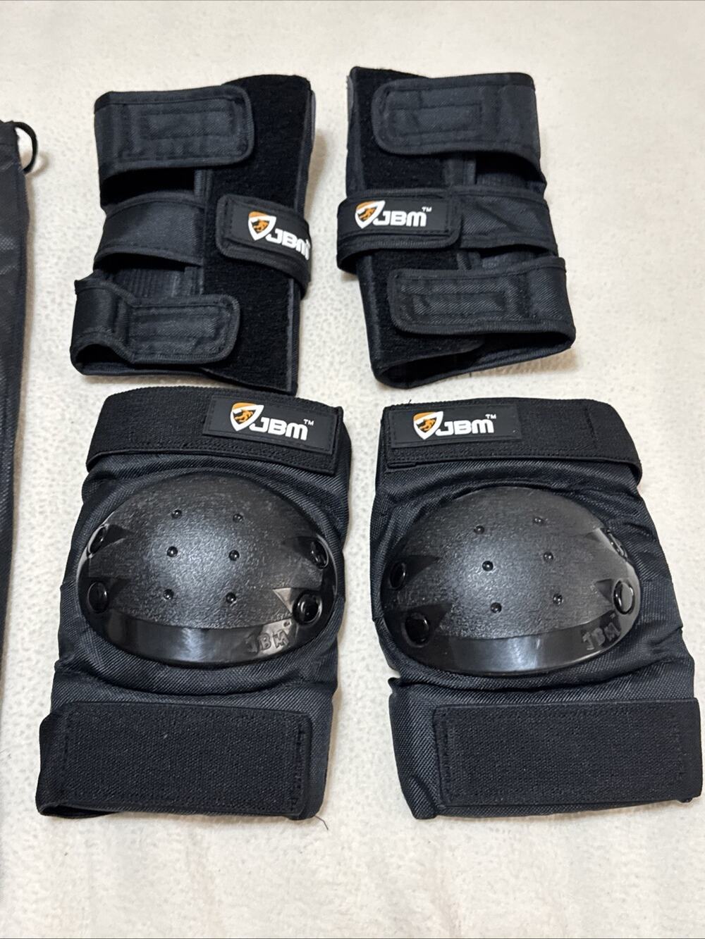 Skating JBM Youth Knee & Hand guards- for Skate, Skateboard, Bike BMX Black Set